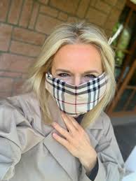 Ein forscherteam bestehend aus dr. Bibi Horst Die Stilexpertin 45 Zeigt Uns Ihre Mundschutz Kreationen Der Smarte Lifestyle Blog 50 Fur Sie Ihn