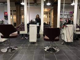 Je suis sortie du salon avec une superbe tête. L Atelier Hair Salons 387 Rue Saint Paul O Montreal Qc Phone Number