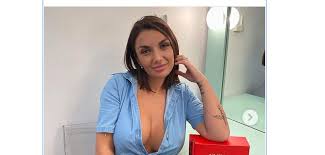 Elettra lamborghini svela perché la sorella ginevra non era alle sue nozze si continua a parlare del matrimonio di elettra lamborghini e afrojack: La Reazione Di Elettra Lamborghini All Ingresso Della Sorella Ginevra Al Gf Vip Foto Ultime Notizie Flash