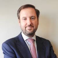 Los 30 alumni y profesores del IEB reconocidos en la encuesta Extel 2019