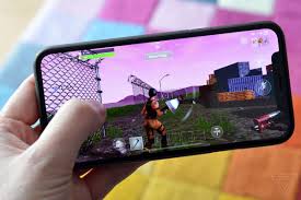 Play fortnite battle royale on iphone! Fortnite Is Now Open To Everyone On Ios The Verge