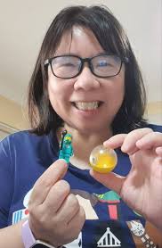 We found the Magic Orbs! Now let's sell them at Castle-Con!”