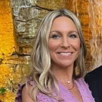 Amy Mccubbin's Instagram, Twitter & Facebook