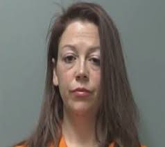 Amber Revell's Instagram, Twitter & Facebook