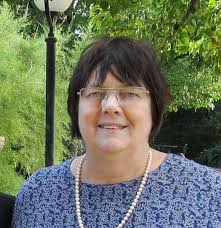 The Apple Tree: Collection of Poetry by Inge Danaher eBook : Danaher, Inge  A, Lush, Ronald D: Amazon.in: Kindle Store