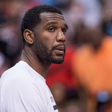 Spanish F Victor Claver “Ready For Everything” In Rookie Season With  Blazers