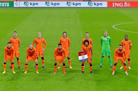 Engeland is de uitgesproken favoriet tegen de schotten, die het doorgaans vooral van hun inzet moeten hebben. De Laatste Ek Tickets Zijn Verdeeld De Verschillende Poules Op Een Rij Voetbalprimeur Nl