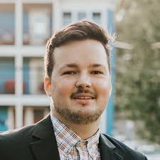 Derrick Sargent's Instagram, Twitter & Facebook