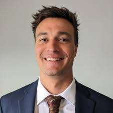 Ariel Galletti's Instagram, Twitter & Facebook