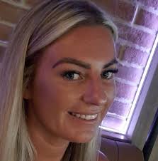 We are staying in the Stella Maris from the 6th September any good bars and  restaurants close by. Thanks