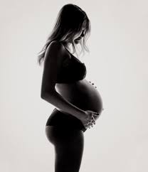 Pregnant african american woman holding speech bubble isolated on white. 500 Pregnant Belly Pictures Download Free Images On Unsplash