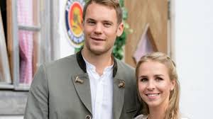 Anika bissel soll die neue freundin von manuel neuer sein. Nina Neuer Nach Der Pause Spricht Sie Auf Instagram Von Liebe News De