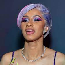 Cardi b s best hair and makeup looks allure. Cardi B S Most Iconic Wigs Of All Time Allure