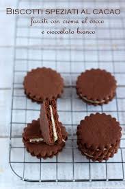 Check spelling or type a new query. Biscotti Speziati Al Cacao Farciti Con Crema Al Cocco E Cioccolato Bianco Il Pomodorino Confit