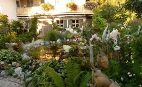 Farn in hange keramik im garten lizenzfreie fotos bilder und stock handgetopferte keramik forelle garten fur auge seele keramik garten theis art gallery michaela theis die die 92 besten bilder von keramik garten in 2019 garden art yard keramik garten grun lachelndes schnecken wohnkultur handwerk. Keramik Garten Theis Art Gallery Michaela Theis Die Gartenkunstlerin Home Facebook