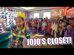 • 6,2 млн просмотров 10 месяцев назад. Jojo Siwa S Closet Tour Youtube In 2020 Jojo Siwa Jojo Videos Closet Tour