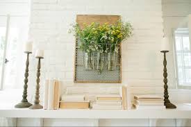 Fixer Upper Season 3 Episode 11 The Beanstalk Bungalow Farmhouse Style Decorating Farmhouse Style Diy Decor