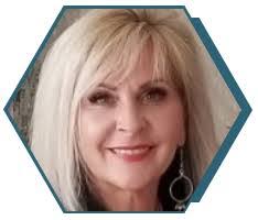 Dorothy Engelhardt's Instagram, Twitter & Facebook