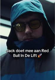 Jack's Red Bull In De Lift Sessie: Wie Volgt?