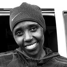 Olimpiyat stadı'nda gerçekleşen finalde yer alan 15 atletten biri olan yasemin, yarış boyunca ön gruptan kopmadı. Yasemin Can Home Facebook