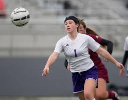 Photo Gallery: Wenatchee girls beat Moses Lake in soccer