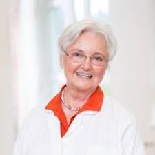 Доктор E. Földi, Professor of medicine