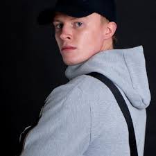 Liam Carpenter (@Liam_Carps)