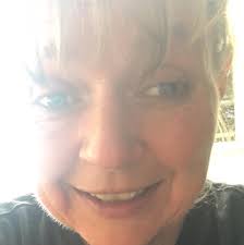 Who is building Aldi in Hibbing?