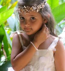 Flower Girl Pearl Bracelet, Swarovski Pearl & Crystal Bracelet, Pearl  Junior Bridesmaids Bracelet, CARMEN 4