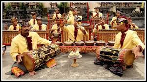 Untuk pembuatannya, alat musik ini dibuat dari bahan dasar logam. 10 Alat Musik Tradisional Khas Bali Dan Penjelasannya Gambar