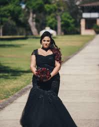 I am such a fan of jibri's. Plus Size Gothic Wedding Dress Pluslook Eu Collection