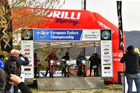 Am 12.06.2021 kommt es zum duell zwischen der türkei gegen italien. Enduro Em Italien Tag1 News 2021 Archyworldys
