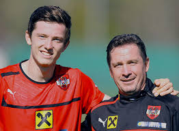 Michael gregoritsch is the son of werner gregoritsch (manager austria u21). Glaube Ist Kraft