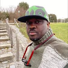 Let Celebrate our President 001 of Cinematographers Society Of Nigeria, CSN  , Happy birthday to you Mr President We wish you long life and  prosperity.... Sir Aduloju John