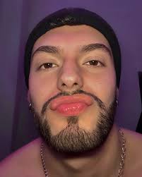 Brandon Ávila (@bxndoon) • Instagram photos and videos