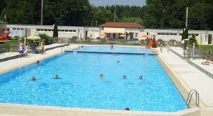 Piscine De Plein Air A Ingwiller Piscine Plein Air Piscine Publique
