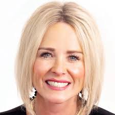 Janelle Lundin (@janellerhotonlundin) • Facebook