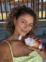 this one's giving sunshine in a bottle ☀️🍋 have you tried LEMON BERRY yet?