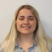 Kelly Cholewa's Instagram, Twitter & Facebook