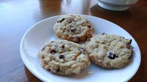 Dough that sticks to the rolling pin, cookies that melt together in the oven, and glazes that refuse to set up just won't do. Yum Yum Cranberry White Chocolate Macadamia Nut Cookies