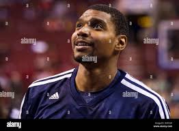 Andrew bynum 2013 hi-res stock photography and images