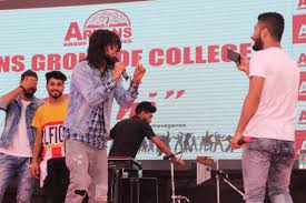 Mudasir Hassan- Kashmiri Rapper's Incredible Journey to Fame During the  Times of Conflict