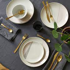 ces assiettes imprimees en forme coupe la redoute interieurs assorties de couverts en inox dore vous accompagneron couverts dores art de table art de la table