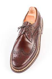 The range includes luxury items from more than 100 internationally renowned. Derby Rozsnyai S Budapester Budapest 09