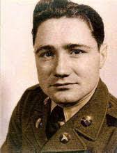 Paul Hipps's Instagram, Twitter & Facebook