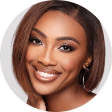 Nena Stone's Instagram, Twitter & Facebook