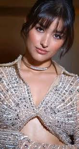 Vicky Sherry's Instagram, Twitter & Facebook