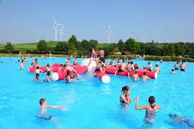 Check spelling or type a new query. Freibad Gemeinde Burkau