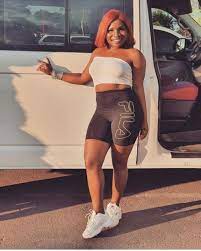 Nisingo themba muthu ufhira tombo x2 the song is off her upcoming album and it has now been released together with sugar sugar featuring mampintsha. Download Makhadzi Songs Top 10 2020 Mp3 Mp4 3gp Fakaza