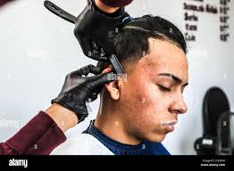 Corte cabello hi-res stock photography and images